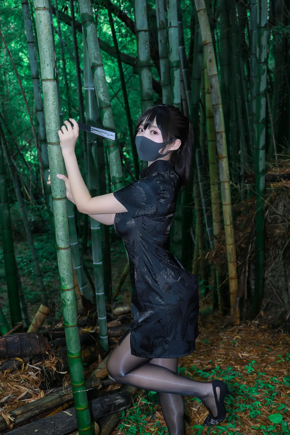 李佳 - No.017 黑旗袍森林 [56P-332MB] tg@simisebaisi 【丝足阁】007.webp